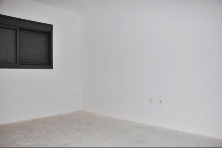 Apartamento à venda com 132m², 3 quartos e 2 vagas Apartamento à venda com 132m², 3 quartos e 2 vagasDetalhe - Quarto 01 com Suíte