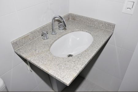 Apartamento à venda com 132m², 3 quartos e 2 vagas Apartamento à venda com 132m², 3 quartos e 2 vagasDetalhe - Suíte