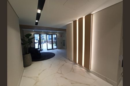 Apartamento à venda com 132m², 3 quartos e 2 vagas Apartamento à venda com 132m², 3 quartos e 2 vagasHall de entrada