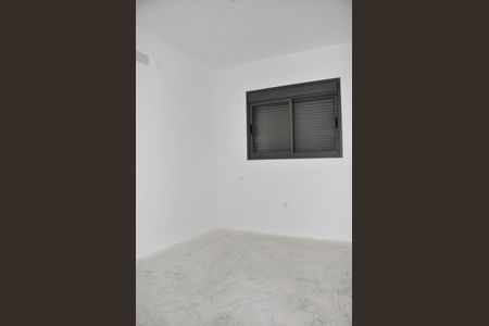Apartamento à venda com 132m², 3 quartos e 2 vagas Apartamento à venda com 132m², 3 quartos e 2 vagasDetalhe - Quarto 02 com Suíte