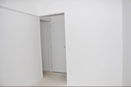 Apartamento à venda com 132m², 3 quartos e 2 vagas Apartamento à venda com 132m², 3 quartos e 2 vagasDetalhe - Quarto 03 com Suíte