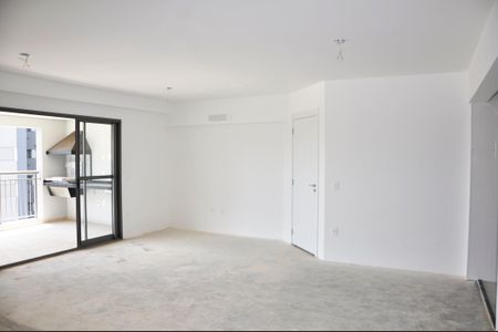 Apartamento à venda com 132m², 3 quartos e 2 vagas Apartamento à venda com 132m², 3 quartos e 2 vagasDetalhe - Sala