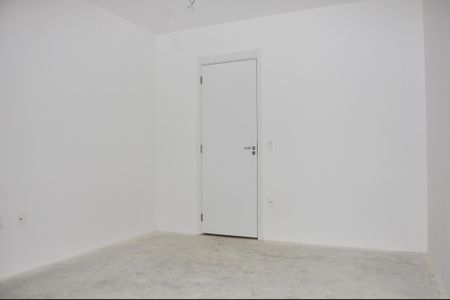 Apartamento à venda com 132m², 3 quartos e 2 vagas Apartamento à venda com 132m², 3 quartos e 2 vagasDetalhe - Quarto 01 com Suíte