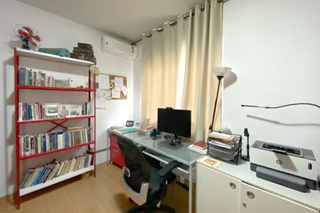 Apartamento à venda com 254m², 5 quartos e 2 vagasQuarto 1