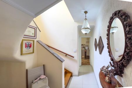 Casa à venda com 281m², 2 quartos e 2 vagasHall