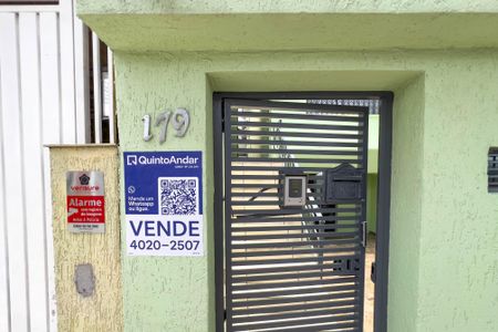 Casa à venda com 281m², 2 quartos e 2 vagasPlaca MZYE-604