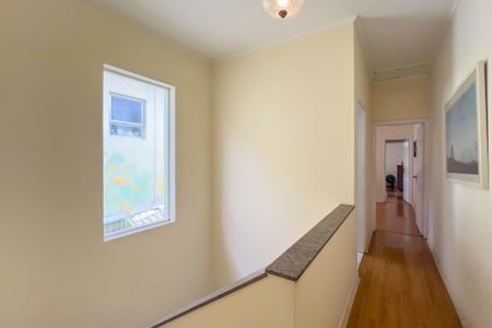 Casa à venda com 281m², 2 quartos e 2 vagasHall