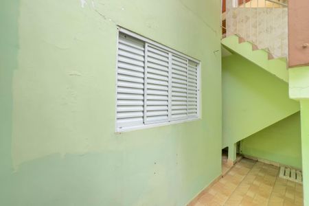 Casa à venda com 281m², 2 quartos e 2 vagasQuintal e área de serviço 