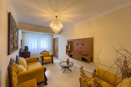 Casa à venda com 281m², 2 quartos e 2 vagasSala