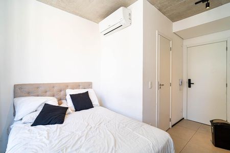 Studio à venda com 20m², 1 quarto e sem vaga Studio à venda com 20m², 1 quarto e sem vagaStudio