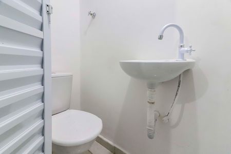 Studio para alugar com 25m², 1 quarto e sem vaga Studio para alugar com 25m², 1 quarto e sem vagaBanheiro