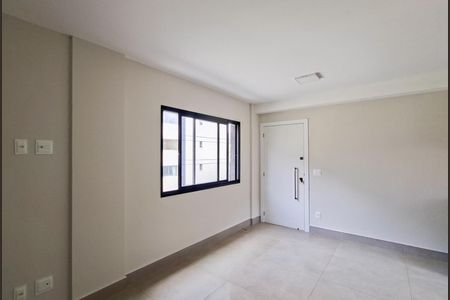 Apartamento para alugar com 70m², 2 quartos e 2 vagasSala/Cozinha