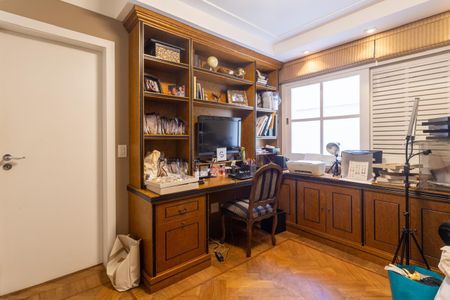 Apartamento à venda com 166m², 2 quartos e 1 vaga