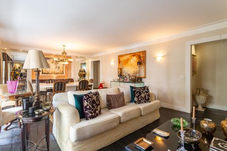 Apartamento à venda com 2 quartos, 166m² em Cerqueira César, São Paulo