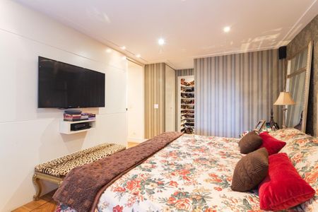 Apartamento à venda com 166m², 2 quartos e 1 vaga