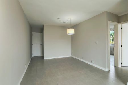 Apartamento para alugar com 80m², 2 quartos e 3 vagas Apartamento para alugar com 80m², 2 quartos e 3 vagasSala
