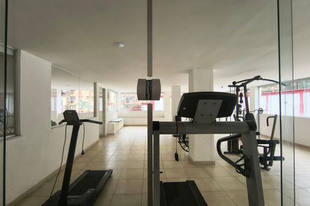 Apartamento para alugar com 80m², 2 quartos e 3 vagas Apartamento para alugar com 80m², 2 quartos e 3 vagasÁrea comum - Academia