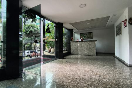 Apartamento para alugar com 80m², 2 quartos e 3 vagas Apartamento para alugar com 80m², 2 quartos e 3 vagasHall de entrada