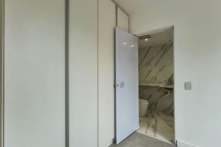 Apartamento para alugar com 80m², 2 quartos e 3 vagas Apartamento para alugar com 80m², 2 quartos e 3 vagasSuíte