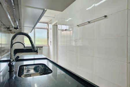 Apartamento para alugar com 80m², 2 quartos e 3 vagas Apartamento para alugar com 80m², 2 quartos e 3 vagasCozinha