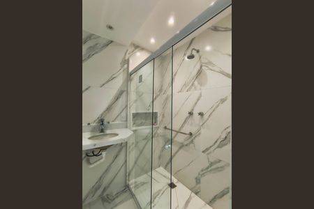 Apartamento para alugar com 80m², 2 quartos e 3 vagasBanheiro da Suíte