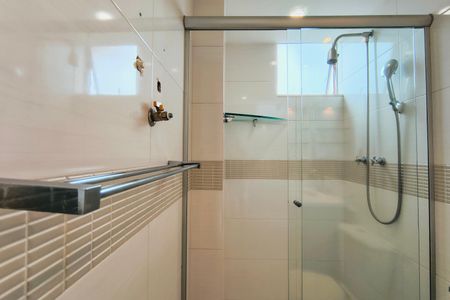 Apartamento para alugar com 80m², 2 quartos e 3 vagas Apartamento para alugar com 80m², 2 quartos e 3 vagasBanheiro Social