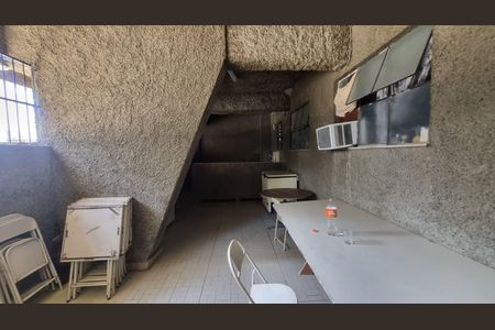 Apartamento à venda com 70m², 2 quartos e 1 vaga Apartamento à venda com 70m², 2 quartos e 1 vagaSalao de Festas Cozinha