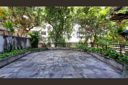 Apartamento à venda com 70m², 2 quartos e 1 vaga Apartamento à venda com 70m², 2 quartos e 1 vagaÁrea Comum