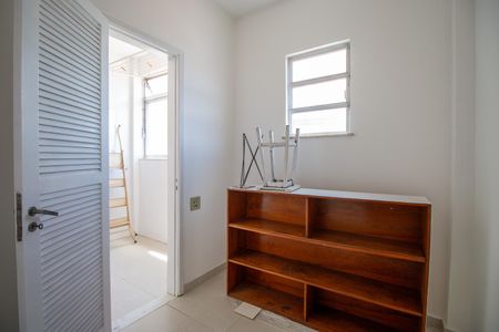 Apartamento à venda com 70m², 2 quartos e 1 vaga Apartamento à venda com 70m², 2 quartos e 1 vagaQuarto de Serviço