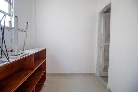 Apartamento à venda com 70m², 2 quartos e 1 vaga Apartamento à venda com 70m², 2 quartos e 1 vagaQuarto de Serviço