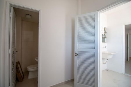 Apartamento à venda com 70m², 2 quartos e 1 vaga Apartamento à venda com 70m², 2 quartos e 1 vagaQuarto de Serviço