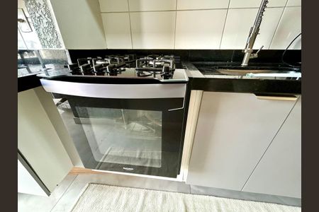 Apartamento à venda com 56m², 2 quartos e 1 vaga Apartamento à venda com 56m², 2 quartos e 1 vagaCozinha