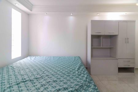 Studio para alugar com 35m², 1 quarto e sem vaga Studio para alugar com 35m², 1 quarto e sem vagaQuarto e Cozinha