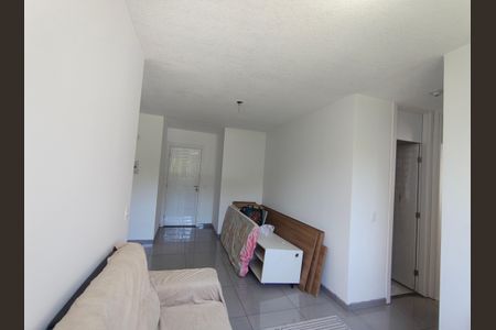 Sala de apartamento para alugar com 2 quartos, 47m² em Taquara, Rio de Janeiro