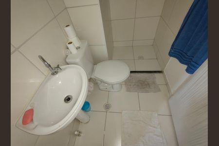 Apartamento para alugar com 47m², 2 quartos e sem vaga Apartamento para alugar com 47m², 2 quartos e sem vagaBanheiro Social