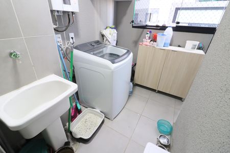 Apartamento à venda com 48m², 2 quartos e 1 vagaCozinha e Área de Serviço