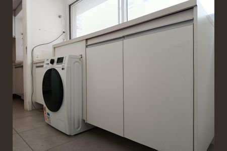 Apartamento para alugar com 206m², 2 quartos e 4 vagasÁrea de Serviço