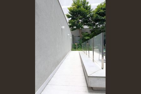 Apartamento para alugar com 206m², 2 quartos e 4 vagasRampa de acesso a piscina