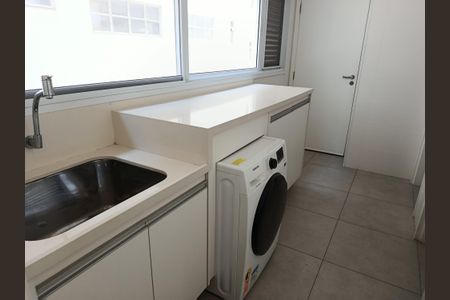 Apartamento para alugar com 206m², 2 quartos e 4 vagasÁrea de Serviço