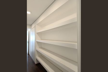 Apartamento para alugar com 206m², 2 quartos e 4 vagasArmário corredor