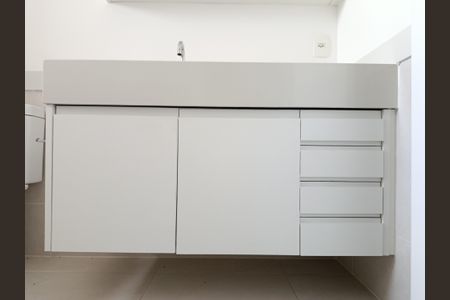 Apartamento para alugar com 206m², 2 quartos e 4 vagasBanheiro da Suíte 1