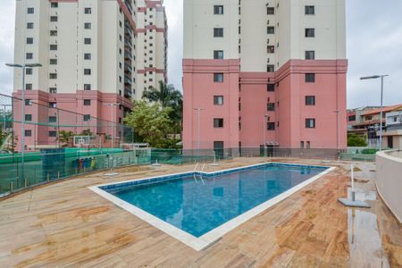 Apartamento à venda com 65m², 2 quartos e 1 vagaÁrea comum - Piscina