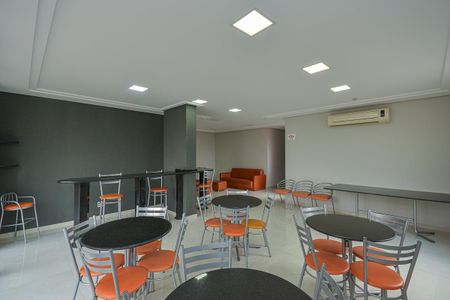 Apartamento à venda com 65m², 2 quartos e 1 vagaÁrea comum - Salão de festas