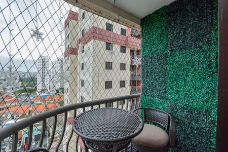 Apartamento à venda com 65m², 2 quartos e 1 vagaSacada