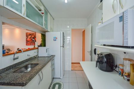Apartamento à venda com 65m², 2 quartos e 1 vagaCozinha