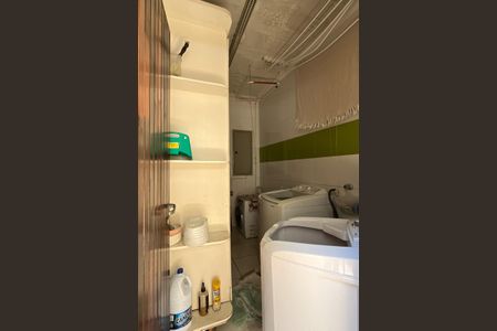 Casa à venda com 420m², 4 quartos e 5 vagasÁrea de Serviço