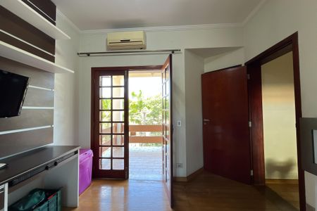 Casa à venda com 420m², 4 quartos e 5 vagasSuíte 1
