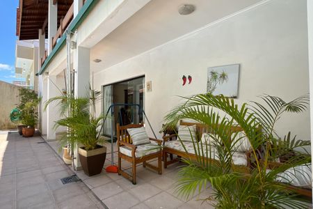 Casa à venda com 420m², 4 quartos e 5 vagasQuintal