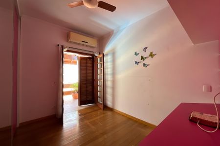 Casa à venda com 420m², 4 quartos e 5 vagasSuíte 4