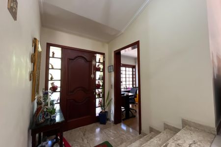 Sala de casa à venda com 4 quartos, 420m² em City América, São Paulo